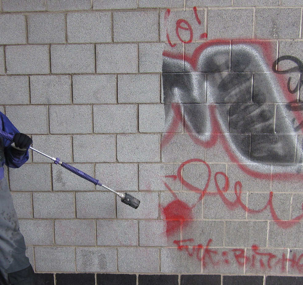 Curatarea-Graffiti-hidrosablare