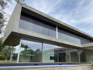 Curatare prin hidrosablare fatade, terase, beton, lemn la Villa Tannay, Elvetia