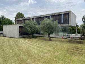 Curatare prin hidrosablare fatade, terase, beton, lemn la Villa Tannay, Elvetia