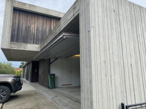 Curatare prin hidrosablare fatade, terase, beton, lemn la Villa Tannay, Elvetia