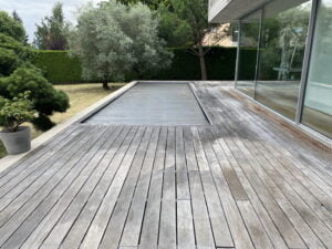 Curatare prin hidrosablare fatade, terase, beton, lemn la Villa Tannay, Elvetia