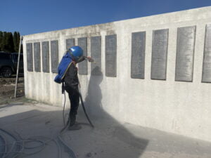 Sablare abraziva pentru reabilitare Monumentul Detinutilor Politici Gherla