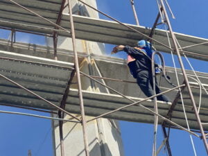 Sablare abraziva pentru reabilitare Monumentul Detinutilor Politici Gherla